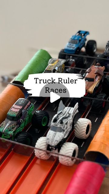 Cardboard Monster Truck Track, Monster Truck Tracks Diy, Diy Monster Truck Ramps, Diy Monster Truck Arena, Hot Wheels Monster Truck Party, Hotwheels Monster Truck, Hot Wheels Tracks, Truck Ramps, Game Truck Party