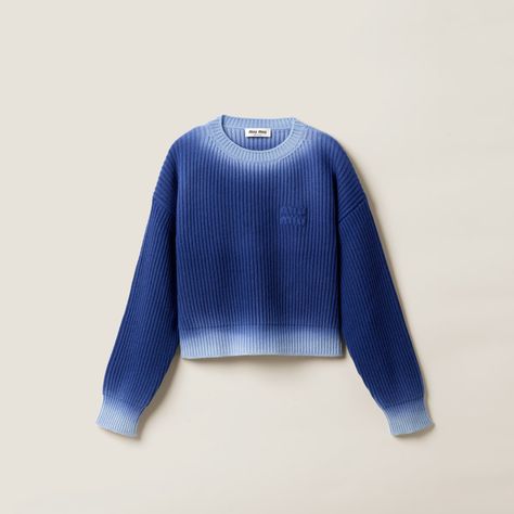 The Soft, Compact Touch Of Wool Meets A Slightly Shaded Color Effect In This Wool Sweater. The Fisherman's Rib Knit Creates A Slightly Voluminous Effect While The Embroidered Logo Completes The Look With An Iconic Note. Fisherman's Rib, Blue Wool, Dream Clothes, Indigo Blue, Knit Tanks, Wool Sweater, Wool Sweaters, Harrods, Cashmere Sweaters