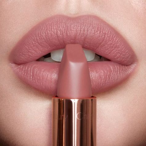 12 Most Flattering Nude Lipstick Shades For Every Skin Tone Natural Lipstick Shades, Lipstick On Brown Skin, Nude Colour Lipstick, Perfect Lipstick Shade, Red Lipstick Makeup Looks, Nude Lipstick Shades, Nude Pink Lipstick, Lipstick Photos, Best Lipstick Color