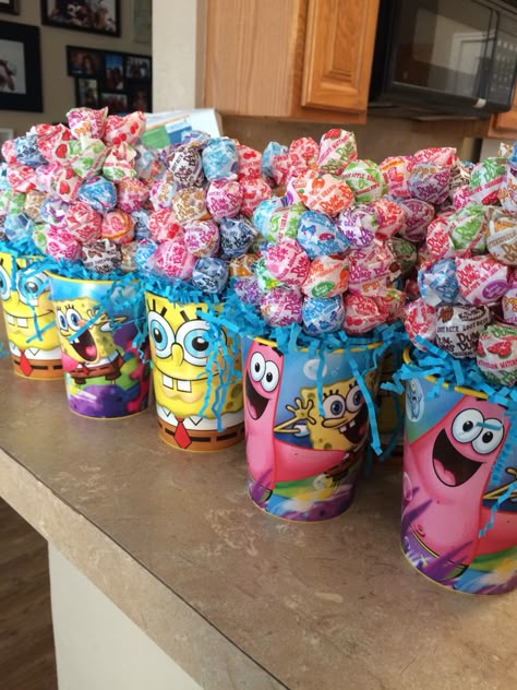 Cute centerpieces I made. Spongebob party Spongebob Party Favors, Spongebob Birthday Ideas, Spongebob Party Decorations, Spongebob Party Ideas, Spongebob Squarepants Party, Sponge Bob Birthday, Birthday Spongebob, Spongebob Birthday Party Decorations, Spongebob Birthday Cake