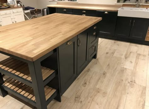 Freestanding Island Kitchen, Kitchen Island Wooden Top, Wooden Islands For Kitchen, Movable Wood Kitchen Island, Kitchen Island With Seating And Storage Rustic, Kitchen Island Barnwood, Bespoke Kitchen Island, Kitchen Islands Ideas With Seating, Portable Kitchen Island