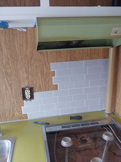 RV Kitchen Backsplash with Smart Tiles - Little Vintage Cottage Rv Backsplash, Rv Kitchen Backsplash Ideas, Rv Backsplash Ideas Campers, Rv Backsplash Ideas, Camper Backsplash Ideas, Camper Kitchen Backsplash, Camper Backsplash, Rv Tile Backsplash, Camper Backsplash Ideas Diy Kitchens