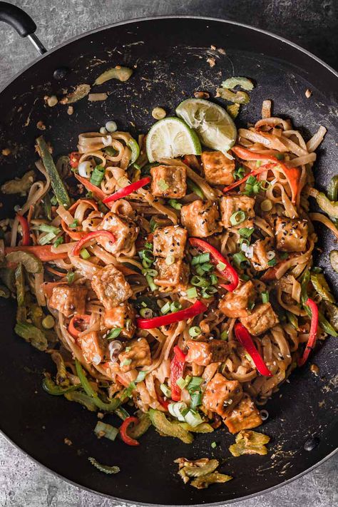 Vegan Satay Noodles, Satay Sauce Recipe Stir Fry, Vegan Peanut Sauce Noodles, Satay Tofu Noodles, Tofu Satay With Peanut Sauce, Peanut Satay Noodles, Satay Stir Fry, Vegan Subs, Vegan Satay