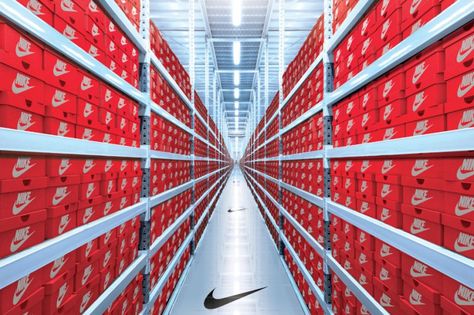 Nike.com Launches Assist Service Bridging Store and Web Most Expensive Sneakers, Nike Stock, Things Organized Neatly, Buy Sneakers, Nike Snkrs, Rare Sneakers, Football Highlight, Christmas Surprise, Store Windows