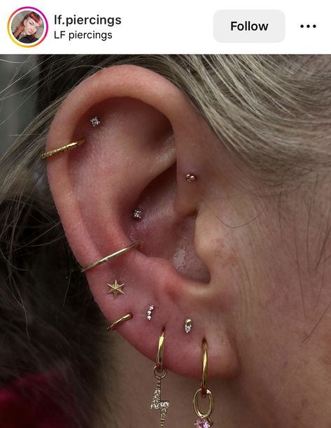 Eat Piercing Placement Chart, Ear Piercing Spots, Ear Scape Ideas, Ear Curation Ideas, Ear Stacking Ideas, Ear Scape, Top Ear Piercing, Minimalist Ear Piercings, Ear Curation