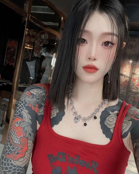 大西 (@dx.daxi) • Instagram photos and videos Tattoed Women, Best Anime Couples, Tattoo Project, September 21, Blue Exorcist, Girls World, Japanese Tattoo, Body Suit, Aesthetic Fashion