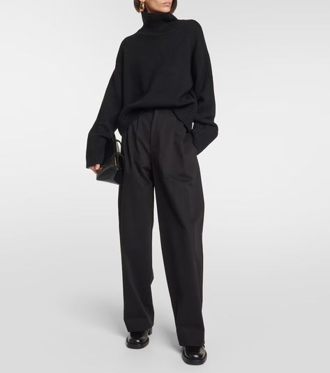 Fleur cashmere turtleneck sweater in black - Lisa Yang | Mytheresa Black Turtleneck Outfits, Black Turtleneck Outfit, Turtleneck Outfits, Black Sweater Outfit, There Is Beauty In Simplicity, Lisa Yang, Beauty In Simplicity, Luxury Outerwear, Cashmere Turtleneck