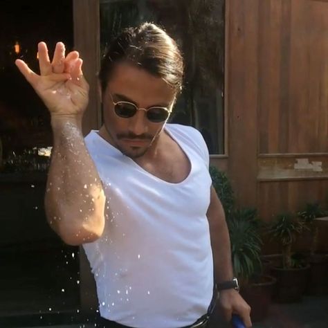 How (and Why) to Salt Sensually, like Salt Bae Salt Bae Meme, Cooking Meme, Salt Bae, Meme Party, Be Like Meme, Cooking Humor, Dark Jokes, Mood Images, Fortress 2