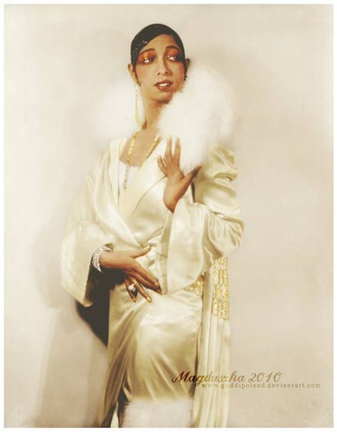 Josephine Baker Inspired Fashion, Josephine Baker Tattoo, Josephine Baker Makeup, 1920s Josephine Baker, Vintage Hollywood Stars, Ziegfeld Girls, Josephine Baker, Jazz Poster, Interracial Relationships