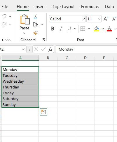 How to Make a Calendar in Excel? Software Design Patterns, Theory Of Computation, Bubble Sort, Binary Tree, Java Tutorial, Java Programming Language, Make A Calendar, Excel Calendar, Create A Calendar