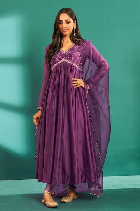 Buy Almaari by Pooja Patel Purple Chanderi Silk Pita Embroidered Yoke Anarkali Pant Set Online | Aza Fashions Partywear Anarkali Suits Designer Latest, Lavender Anarkali Suits, Long Kurti Designs Party Wear, Anarkali Dress Simple, Latest Anarkali Designs, Neck Reference, Alia Cut, Trendy Kurti, Anarkali Designs