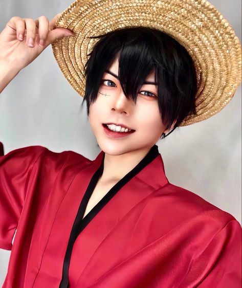 Cosplay Luffy, Luffy Cosplay, Wig Styling, Overwatch Tracer, Cosplay Makeup, Cosplay Anime, Makeup Inspo, Make Up, Wigs