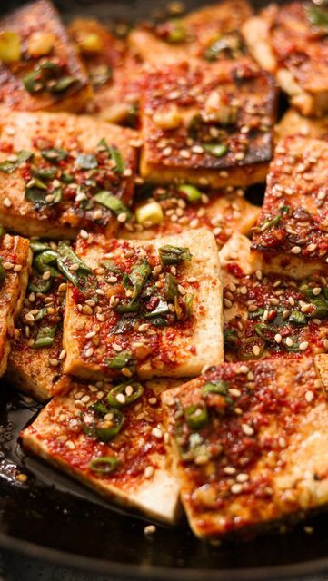 Braised Tofu Recipe, Braised Tofu, Korean Cucumber, Pan Fried Tofu, Vegetable Pancakes, Korean Side Dishes, Popular Side Dishes, Korean Cooking, Vegetarian Entrees