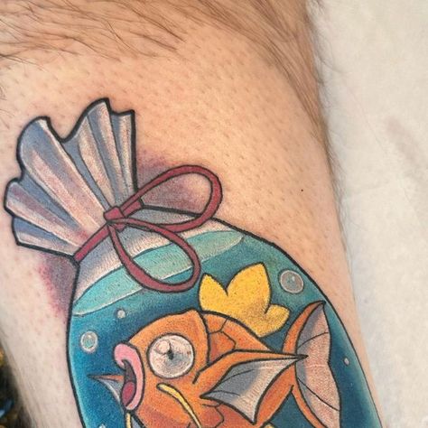 🌸Inky Kimi 🌸 on Instagram: "I hope this Magikarp lasts longer than the goldfish I won at the fair when I was a kid 😬 Thanks Tom! . . . #magikarp #funfair #pokemon #tattoo #pokemontattoo #animetattoo #cutetattoo #goldfish #koifishtattoo #pokemonfan #pokemoncommunity" Magikarp Tattoo Design, Magikarp Tattoo, Goldfish Tattoo, Pikachu Tattoo, Pokemon Tattoo, Koi Fish Tattoo, Fun Fair, Tattoo Cover-up, Dream Tattoos