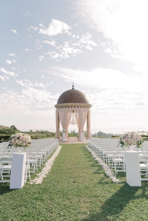 Wedding Rp, Wedding Ceremony Florals, Tuscany Wedding Venue, Marriage Venues, Pelican Hill Resort, Pelican Hill Wedding, Ceremony Florals, Hill Resort, Pelican Hill