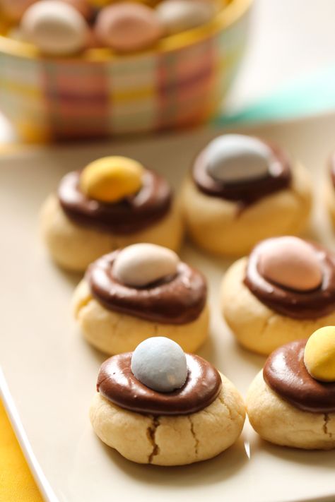 Chocolate Thumbprint Cookies Recipe, Lemon Bar Cookie Cups, Chocolate Cream Cheese Cake, School Baking, Six Sisters Recipes, Lemon Bar Cookies, Easter Cookie Recipes, Chocolate Thumbprint Cookies, Thumbprint Cookie