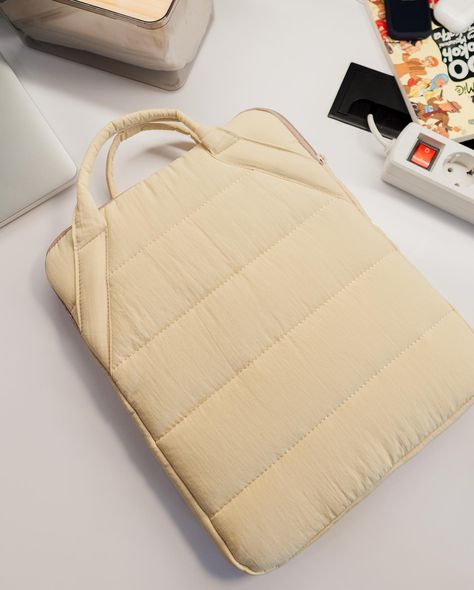 Cool people carrying their laptop with Tersa Laptop Sleeve!🤪🤪 Tersa here to help! it can hold your up to 14 inch laptop with ease! comes with hand strap for easier carrying✨ #VISVAL #LivelyPeople Cool People, Laptop Cover, Tote Bags Sewing, Bag Sewing, Hand Strap, Laptop Covers, Fabric Bag, Sewing Bag, Laptop Sleeve