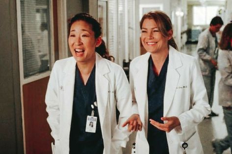 Cristina And Meredith, Meredith And Christina, Christina Yang, Grey's Anatomy Doctors, Greys Anatomy Episodes, Greys Anatomy Funny, Greys Anatomy Characters, Greys Anatomy Cast, Cristina Yang