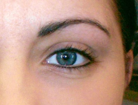 permanent eyeliner | 14 Permanent Cosmetics Eyeliner after 4 years1 300x229 Before and ... Natur Tattoo Arm, Semi Permanent Eyeliner, Tattoo Eyeliner, Permanent Makeup Eyeliner, Permanente Make-up, How To Do Eyeliner, Permanent Eyeliner, Eyelash Enhancer, Eyeliner For Beginners