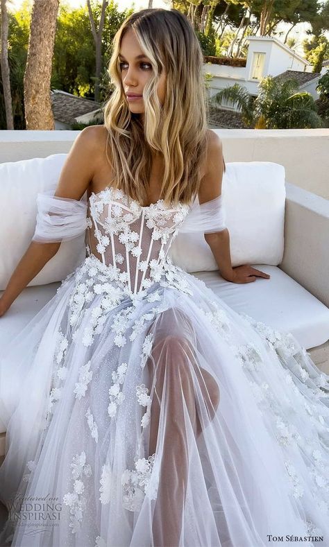 Wedding Dresses Lace Long Train, Corset Lace Wedding Dress, Italy Wedding Dress, Tulle Neckline, Long Wedding Dress, Sheer Corset, Dreamy Wedding Dress, Pretty Wedding Dresses, Cute Wedding Dress