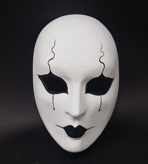 Excited to share this item from my #etsy shop: Pierrot Máscara Veneciana para Carnaval Fiesta de Halloween Baile de disfraces hecha a mano en Venecia-Italia Carnival Halloween Party, Pierrot Clown, Mascaras Halloween, Clown Mask, Carnival Halloween, Clown Faces, Handmade Costumes, Pantomime, Venetian Mask