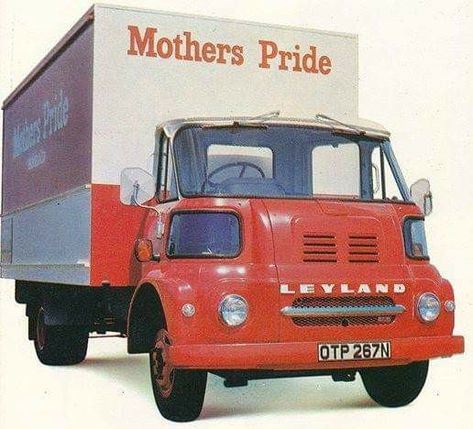 Bakery Delivery, Kingston Upon Hull, Old Commercials, Old Lorries, Old Names, Van Car, Antique Trucks, Best Muscle Cars, Classic Vans