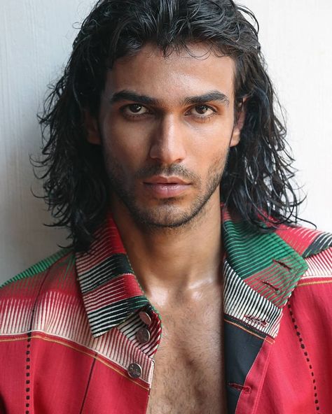 Desi Men Indian Male Model, Male Model Face, Mens Hairstyles Thick Hair, Indian Man, Model Face, Interesting Faces, Male Face, Male Beauty, Character Design Inspiration