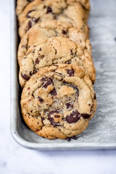 Dairy Free Cookie Recipes, Meringue Photography, Sourdough Discard Cookies, Brownies Coconut, Dairy Free Cookie, Sourdough Chocolate Chip Cookies, Chocolate Chip Cookies Chocolate, Recipe Using Sourdough Starter, Natural Yeast