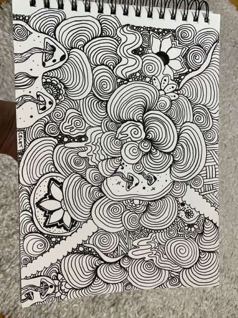 Trippy Lines Drawing, Trippy Zentangle Patterns, Trippy Drawing Patterns, Trippy Zentangle, Trippy Doodle Ideas, Trippy Patterns To Draw, Trippy Doodle Art, Trippy Draws Doodles, Trippy Doodles