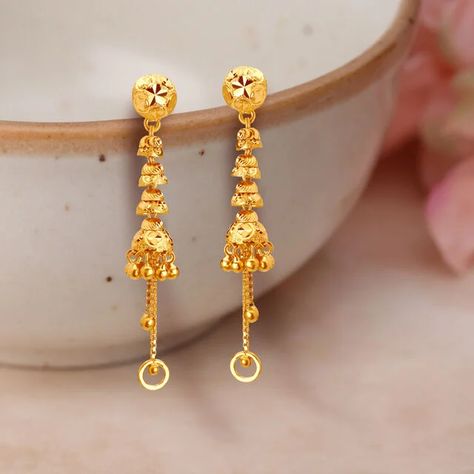 Get stylish long drop gold earrings from Kalyan Jewellers. Long drop gold earrings are available in stunning designs from Kalyan. Hanging Gold Earrings Design, Malabar Jewellery, Long Chain Earrings Gold, Dropping Earrings, Gold Ball Earrings, Drop Gold Earrings, Gold Earrings For Kids, Kalyan Jewellers, Temple Jewellery Earrings