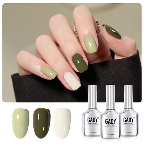 Shades Of Green Nail Polish, Sage Green Manicure, Green Nail Polish Colors, Green Gradient Nails, Fancy Manicure, Forest Green Nails, Gel Polish Designs, Cute Nail Polish, Nail Polish Kit