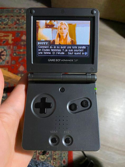 Game Boy Advance SP and Buffy the Vampire Slayer game exists! 💔 Gameboy Sp Aesthetic, Gameboy Sp, Nostalgic 2000s, Gaming House, Gameboy Games, Gameboy Advance Sp, Gaming Tech, Retro Games, Gameboy Advance