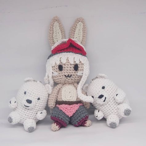 Nanachi & Ice bear amigurumi Pattern by Crochette Pop Bear Amigurumi Pattern, Bear Amigurumi, Ice Bear, Ice Bears, Amigurumi Ideas, Crochet Dolls, Crochet Animals, Amigurumi Pattern, Dinosaur Stuffed Animal