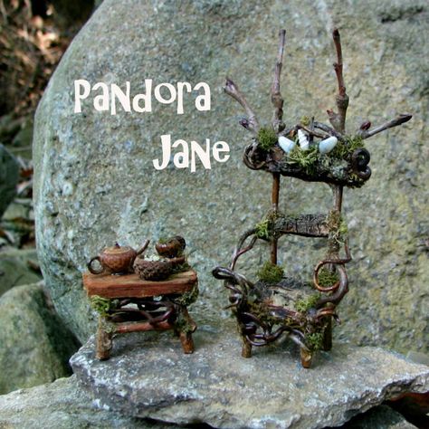 Fairy Kitchen, Miniature Kitchen Set, Dried Daisies, Fairy Garden Tools, Goblincore Decor, Fairy Bed, Twig Furniture, Garden Ideas Diy, Fairy Garden Furniture