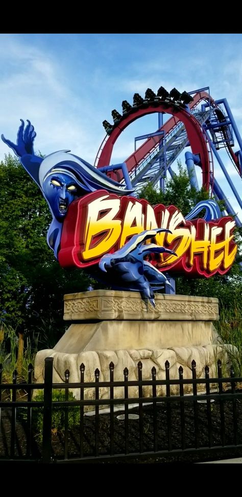 Banshee at King's Island in Mason, OH Coaster Aesthetic, Roller Coaster Theme, Kings Island Amusement Park, Indoor Amusement Parks, Pretty Nature Pictures, Kings Island, Pretty Nature, Amusement Park Rides, Cedar Point