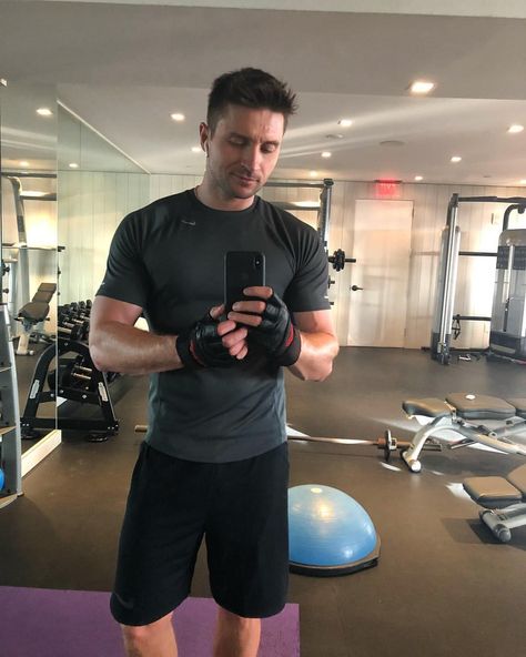 Sergey Lazarev, Female Icons, Thunder And Lightning, Iconic Women, Pretty Men, Celebrities