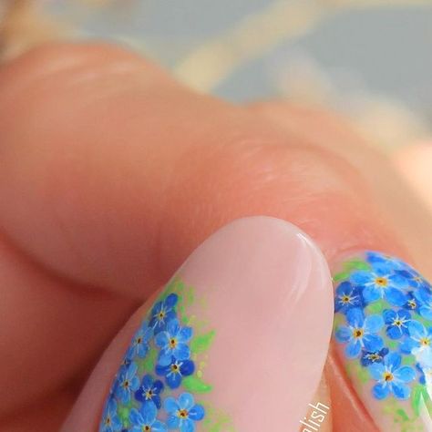 Eva on Instagram: "I am still not inspired or motivated to do my nails. The only thing I’ve wanted to paint is Forget Me Not flowers, one of my favorite flowers! The other day I picked one to look at for inspiration, and was shocked!(🤪) to see it it with a white center, I was positive that the flower had a yellow center. Literally the day after (one of those weird coincidences!), a picture popped up on my social media about how the centers of Forget Me Not flowers chance color after pollination Forget Me Not Flowers Nail Art, Forget Me Not Flower Nails, Forget Me Not Nail Art, Forget Me Not Nails, Weird Coincidences, Blue Nail Art Designs, Forget Me Not Flowers, Blue Nail Art, Pretty Nail Art Designs