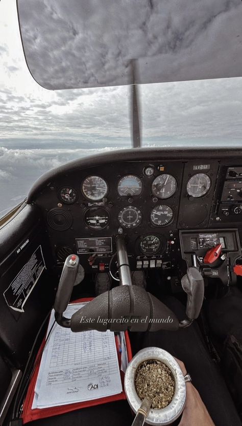 Aviation Motivation, Pilot Dream, Pilots License, Aviation Aesthetic, Frankie Morales, Pilot Aesthetic, Pilot Life, Future Pilot, Plane Aesthetic