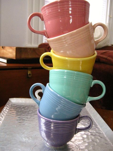 Tea cup stack in pretty pastel Easter colors. Rose, Apricot, Sunflower, Sea mist, Periwinkle, and Lilac. Teacups Stacked, Cups Stacked, Fiesta Ware Colors, Fiesta Kitchen, Modern Kitchen Appliances, Fiesta Dishes, Fiesta Colors, Colorful Dishes, Pastel Easter