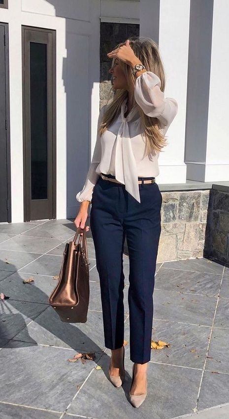 Classical Work Outfit #work #workoutfit #outfit #outfitideas #stylish #trendy #fashion #womanfashion #blackpants #trousers #highheels #Elegant Dress #Casual Dress #Elegant Style #Clothes #Casual Outfit #Business Outfit #Long Dress #outfit #outfitoftheday #outfits #outfitpost #outfitinspiration #todaysoutfit #outfitinspo #outfitideas #hijaboutfit #urbanoutfitters #outfitsociety #summeroutfit #outfitgoals #outfitgrid #realoutfitgram #winteroutfit #outfitstyle #casualoutfit #outfitfromabove Dresses To Wear To Work The Office, Relaxed Business Casual Women, Recruiter Outfits, Law Firm Outfits, Branding Outfits, Work Attire Women, Mode Mantel, Casual Work Outfits Women, Fashionable Work Outfit