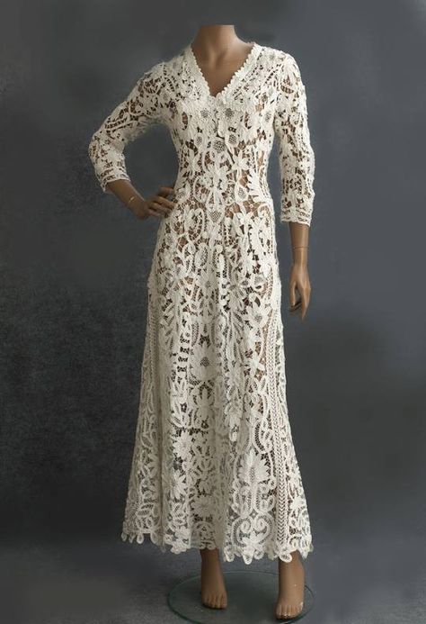 Battenberg lace dress, 1910 Battenberg Lace, Pizza Bianca, Lace Suit, 1900s Fashion, Battenburg Lace, Lace Outfit, Antique Dress, Vintage Gowns, Edwardian Fashion