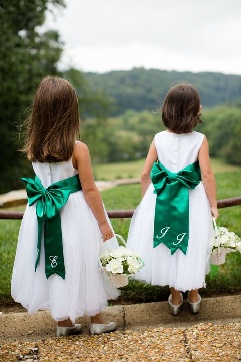 Flower girl sashes with their initials embroidered Emerald Green Flower Girl Dress, Emerald Green Wedding Theme, Green Flower Girl Dresses, Green Wedding Decorations, Dark Green Wedding, Pink Quince, Green Themed Wedding, Emerald Green Weddings, Elegant Weddings