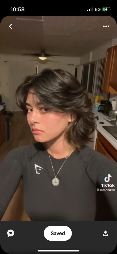 Short Grunge Hair Side Part, Short Shag Oval Face, Wolverine Haircut Women, Short Ish Haircuts, Short Haircut Blowout, Korean Perm Women Short Hair, Shoulder Length Mullet Shag, Wolf Cut Peekaboo Hair, Wolf Cut Women Short