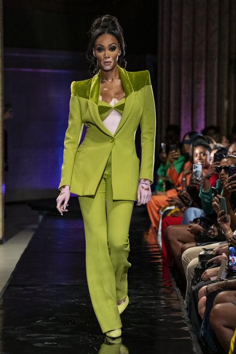 Fashion Week Spring Summer 2023, Sergio Hudson, The It Girl, Spring Summer Fashion Trends, Spring Runway, Spring Summer 2023, Runway Trends, Summer Fashion Trends, It Girl