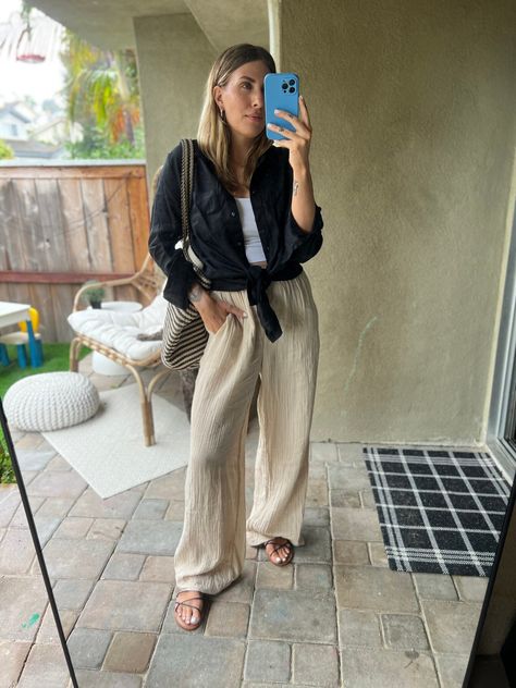 Gauzy Pants Outfit, Wide Leg Gauze Pants Outfit, Linen Wide Pants Outfit, Tiered Wide Leg Pants Outfit, Flowy Wide Leg Pants Outfit, Flowy Wide Leg Summer Pants, Flowy Linen Pants Outfit, Wide Leg Summer Pants Outfit, Wide Leg Cotton Pants Outfit