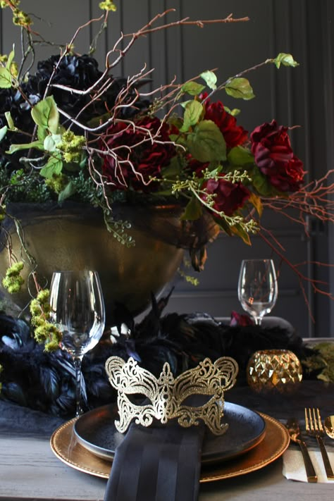 Moody Elegant Masquerade Halloween Table - The House of Silver Lining Creepy Masquerade, Elegant Halloween Party, The House Of Silver Lining, House Of Silver Lining, Masquerade Halloween Party, Halloween Table Settings, Masquerade Party Decorations, Masquerade Ball Party, Halloween Dinner Party