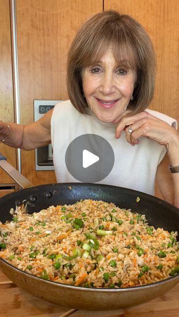 Rose Reisman on Instagram: "Follow @rosereisman for more copycat recipes! 

Sharing my lighter take on Benihana’s fried rice. Flavourful, and with lots of veggies!🍚🥕🫛

What copycat recipe should I make next? Let me know in the comments. Recipe details ⬇️

INGREDIENTS
6 cups cooked white rice
2 tbsp sesame oil
1 cup diced onion
2 tsp crushed garlic
2 cups grated carrot
3 cups frozen peas
2 green onion chopped
2 eggs
2 tbsp vegetable oil
1/3 cup soy sauce
Salt if needed

INSTRUCTIONS
1. Cook 2 cups white rice or used 6 cups cooked rice. 
2. In a large skillet, add sesame oil, onion and garlic and sauté just until tender. 
3. Add peas and grated carrots and green onions, sauté for 2 minutes
4. Add 2 eggs, scramble quickly until cooked, stirring constantly, add 2 tbsp vegetable oil. 
5. Add Japanese Noodle Salad, Rice Croquettes, Stir Fried Chicken, Cooked White Rice, Rice And Potatoes, Rice Recipes Vegan, Pizza Tacos, Biryani Rice, Rice Fried