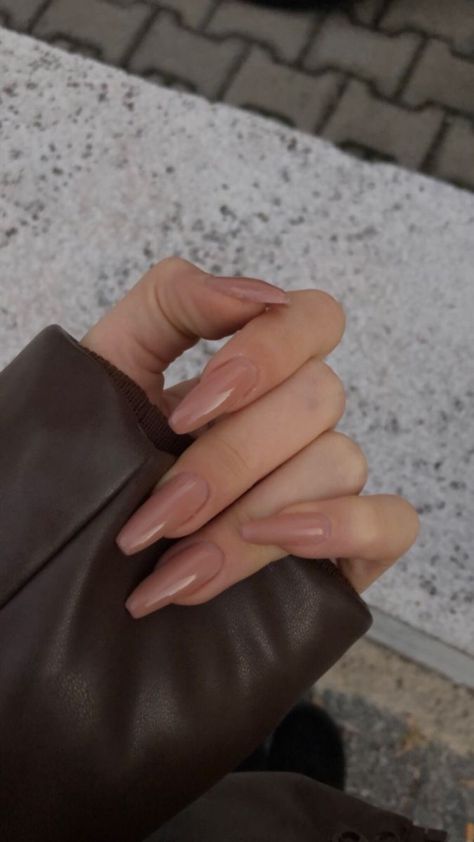 Pink Tan Nails, Classy Nude Nail Designs, Punk Nails, Nude Nail, Nude Nail Designs, Casual Nails, Blush Nails, Shiny Nails, Pretty Gel Nails