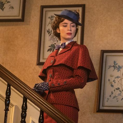 'Mary Poppins Returns' Is A Fine And Fresh Take On A Classic Mary Poppins Outfit, Mary Poppins Movie, Sandy Powell, Mary Poppins Returns, Jodie Foster, Practically Perfect, Disney Live Action, Martin Scorsese, Disney Costumes