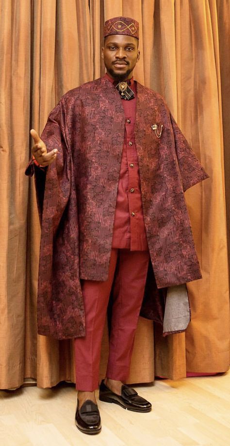 By: Michael Black Collection.. Leon Outfit, King Attire, African Wears, Wedding Suit Styles, Outfit Ideas Men, Male Pose, Suit Styles, Black Graduation, Native Wears